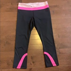 Lululemon cropped running pant